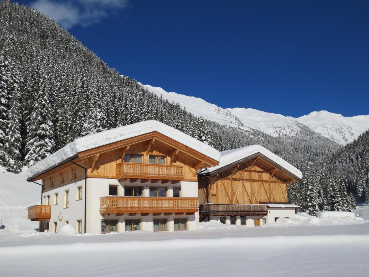 Schneiderhof Apartment Valdurna Екстериор снимка