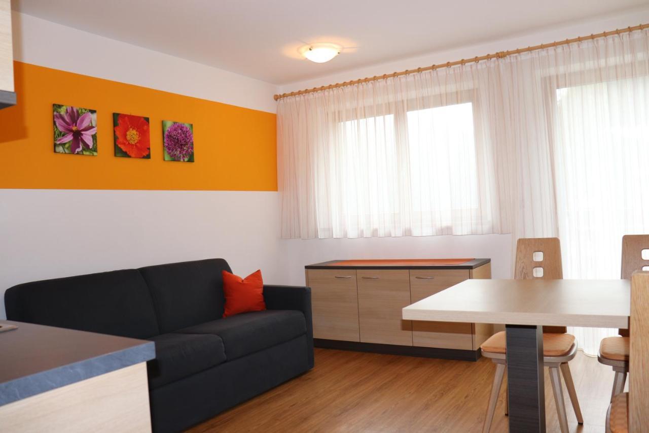 Schneiderhof Apartment Valdurna Екстериор снимка
