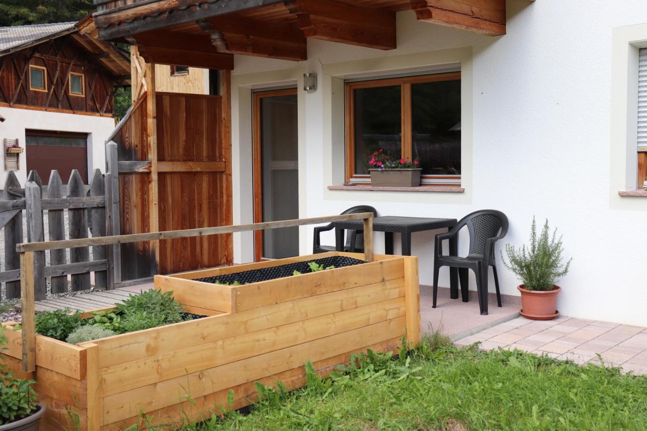 Schneiderhof Apartment Valdurna Екстериор снимка